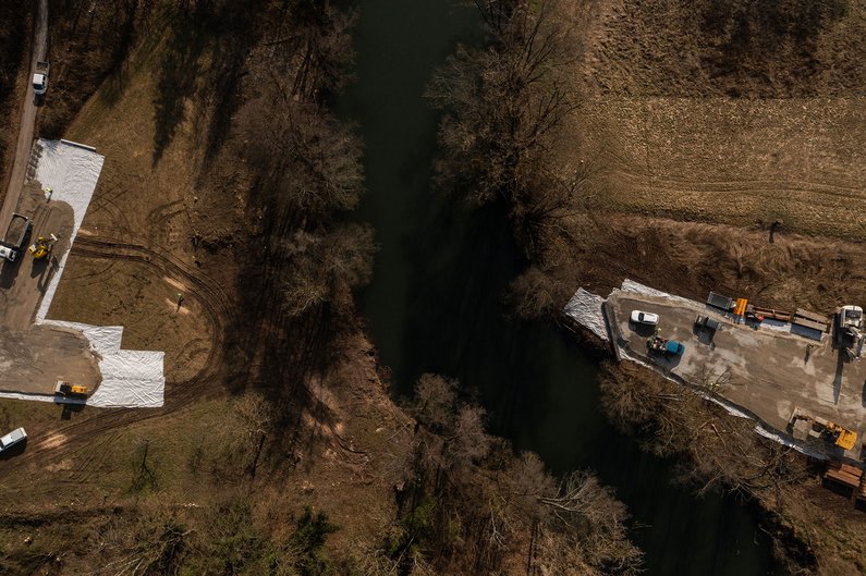 terranets SEL Bau an punktuellen Stellen entlang der Trasse 