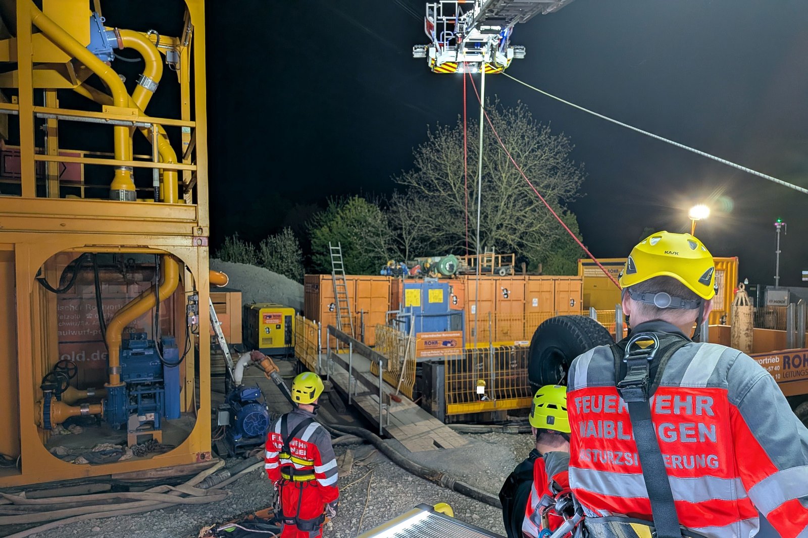 Freiwillige Feuerwehr Waiblingen, Übung: Rettung mit einer Drehleiter  