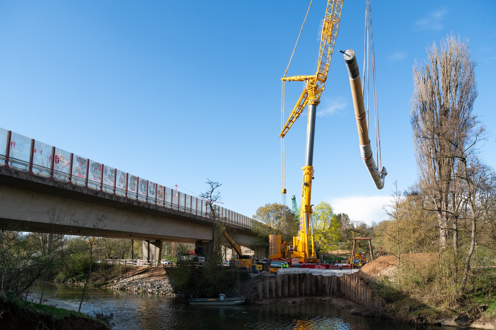 Der zweite Düker an der SEL wurde erfolgreich verlegt.
