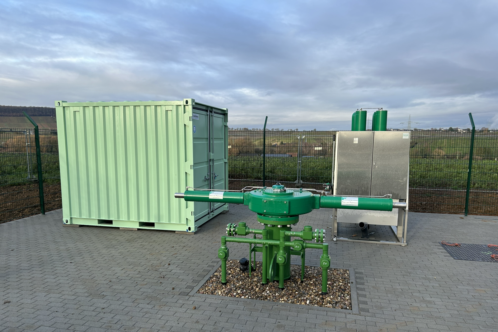 Absperrstation an der SEL in Nordheim